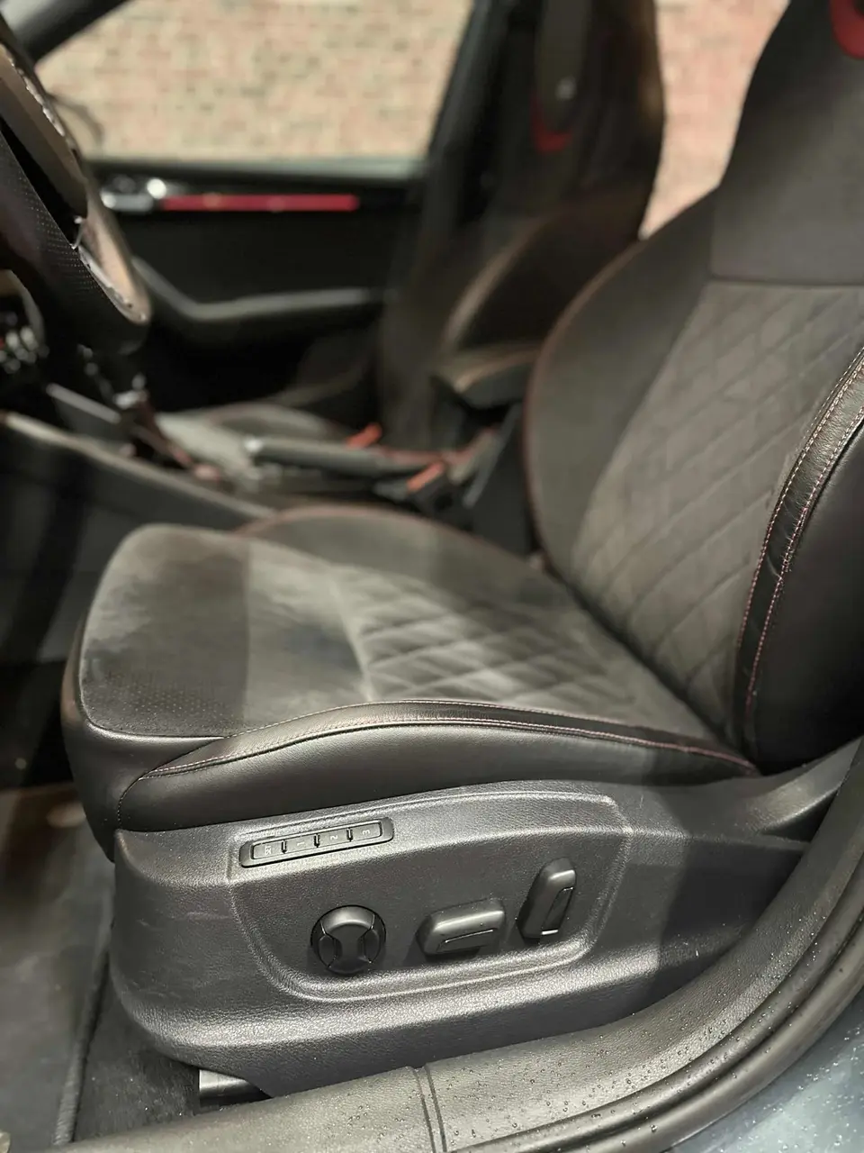Skoda Octavia Combi 2.0 TSI RS Final Edition DSG 2019 – photo 11, 83000 km – Auto Performance Swiss