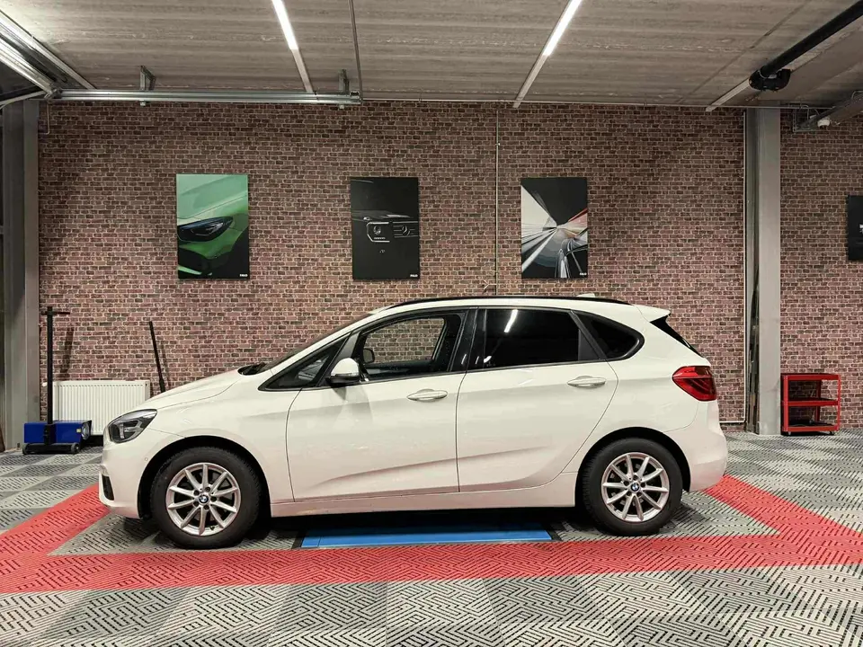 BMW 220d xDrive Active Tourer Luxury Line Steptronic 2014 – photo 2, 186000 km – Auto Performance Swiss